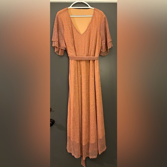 BloomChic Dresses & Skirts - Bloom Chic Sparkly Dress - Plus Size